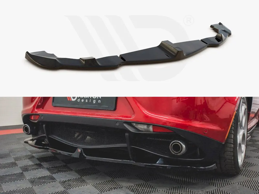 Central Rear Splitter Alfa Romeo 4C (2013-2017) 1