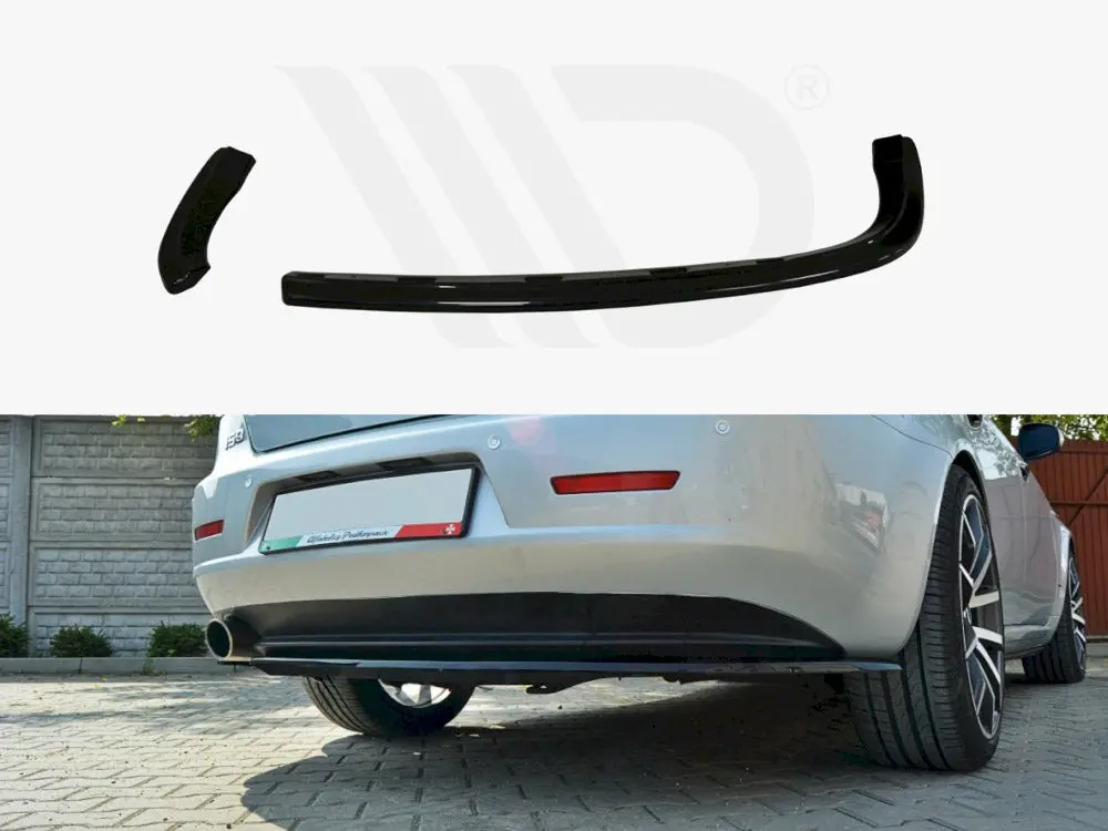 Maxton Design Central Rear Splitter Alfa Romeo 159 (Without Vertical Bars) 1