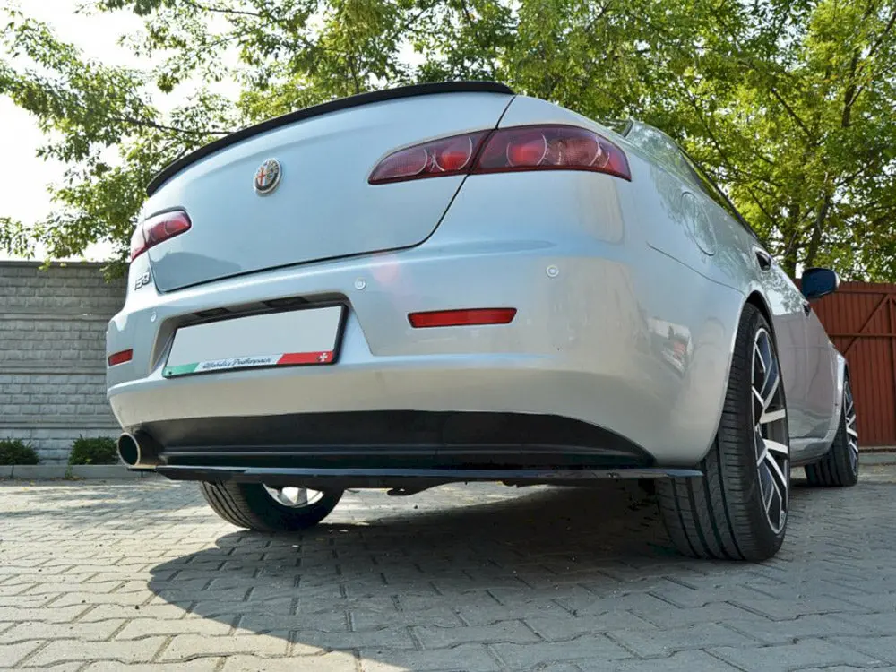 Maxton Design Central Rear Splitter Alfa Romeo 159 (Without Vertical Bars) 2