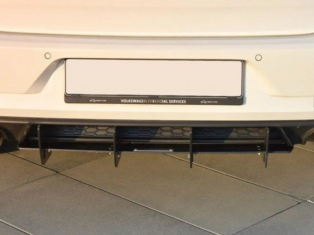 Maxton Design Rear Diffuser Vw Golf Gti 7.5 (2017-19) 1