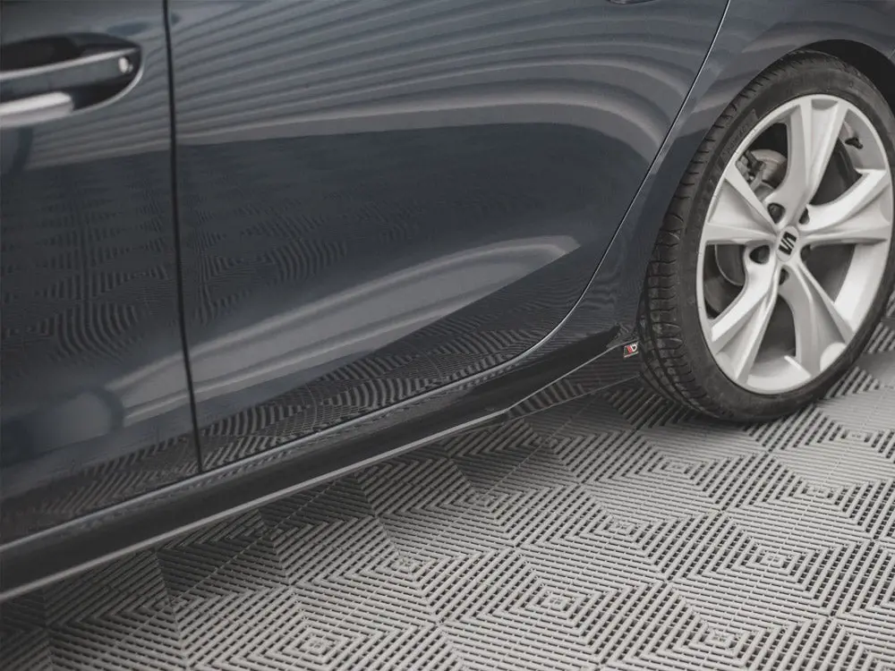 Maxton Design Side Flaps Seat Leon Fr Mk4 (2020-) 2