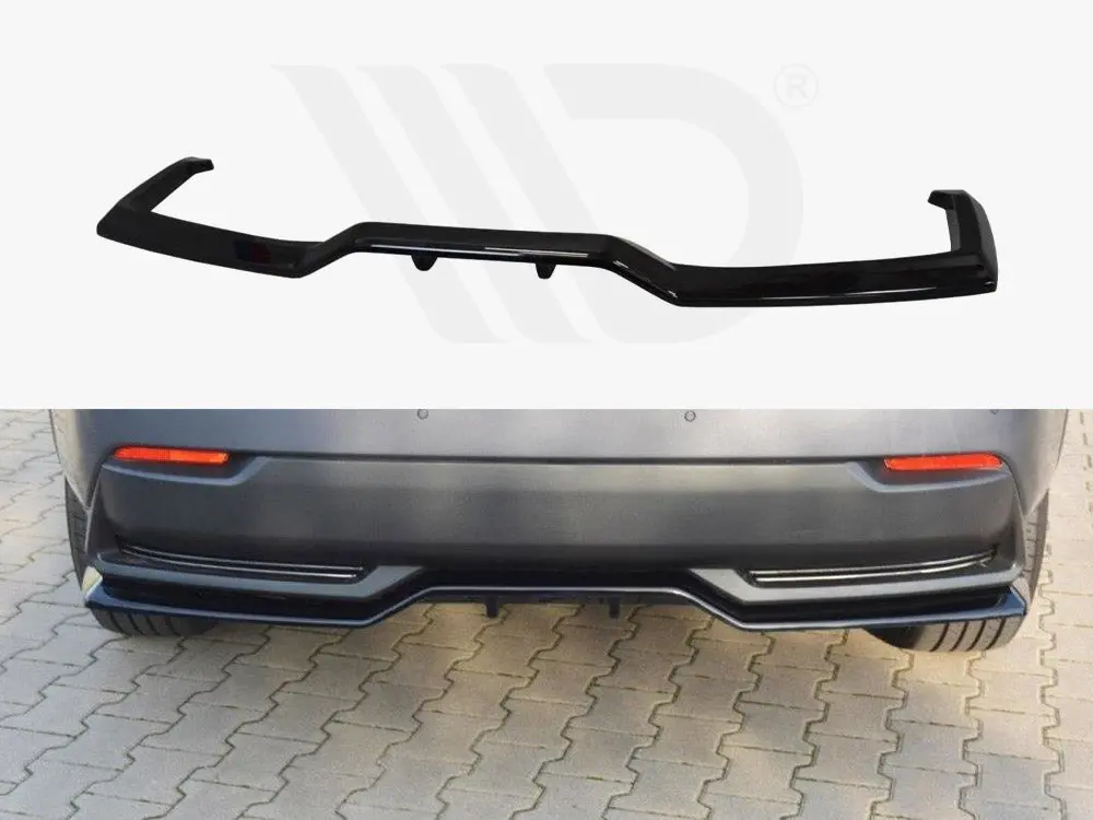 Central Rear Splitter Lexus Nx Mk1 H (With Vertical Bars) (2014-2017) 1