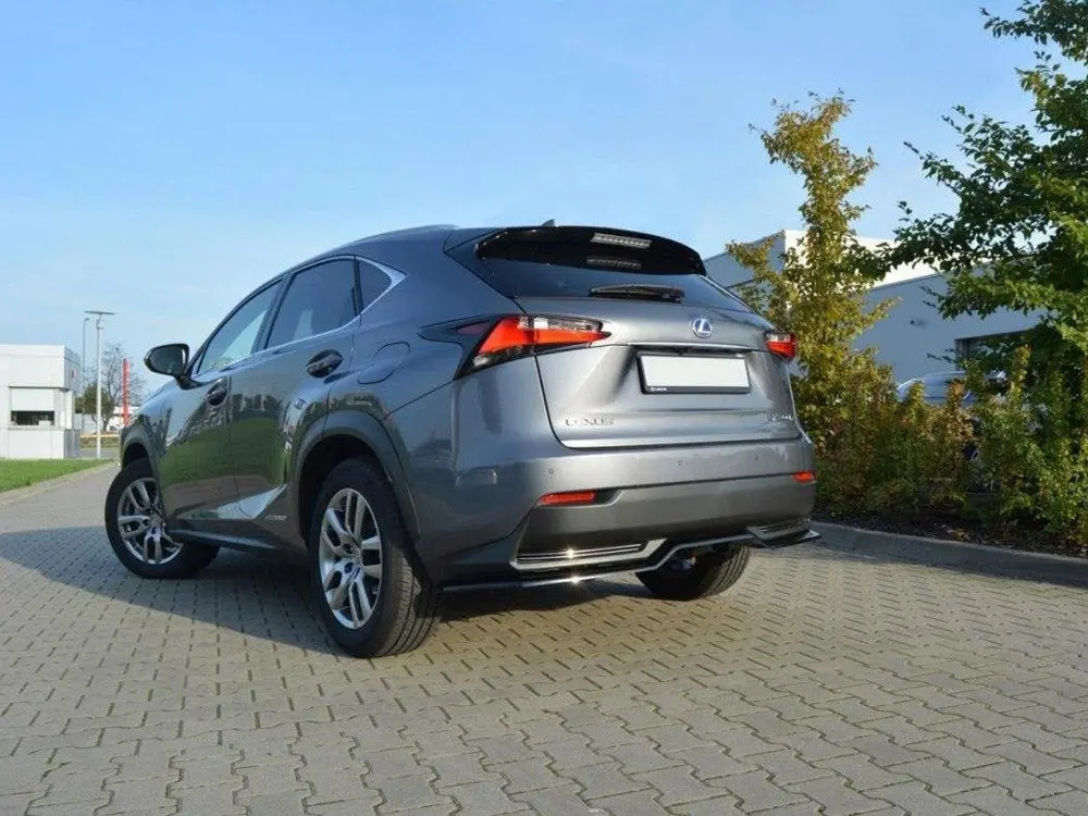 Central Rear Splitter Lexus Nx Mk1 H (With Vertical Bars) (2014-2017) 2