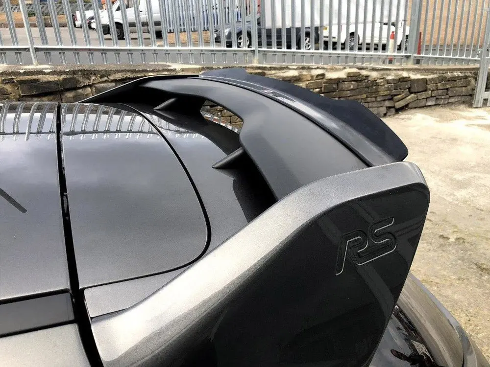 Maxton Design Spoiler Cap V2 Ford Focus 3 Rs 2