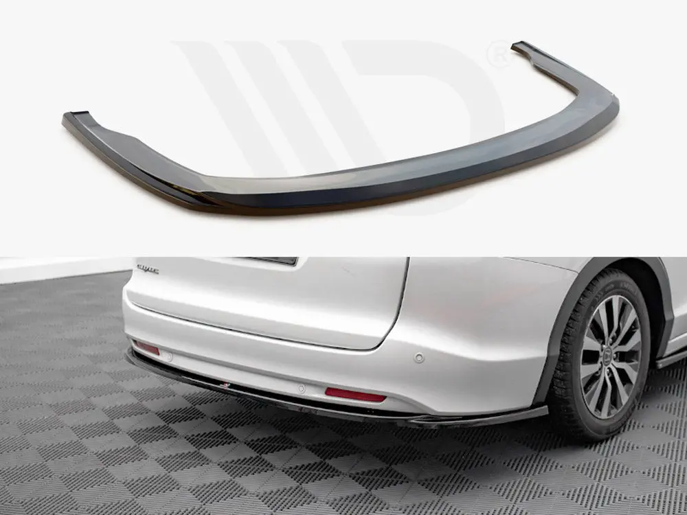 Maxton Design Central Rear Splitter Honda Civic Tourer Mk9 (2011-2014) 1