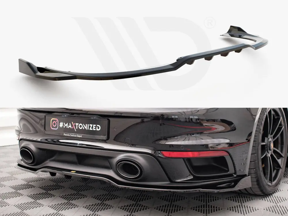Central Rear Splitter (Vertical Bars) Porsche 911 Turbo S 992 1