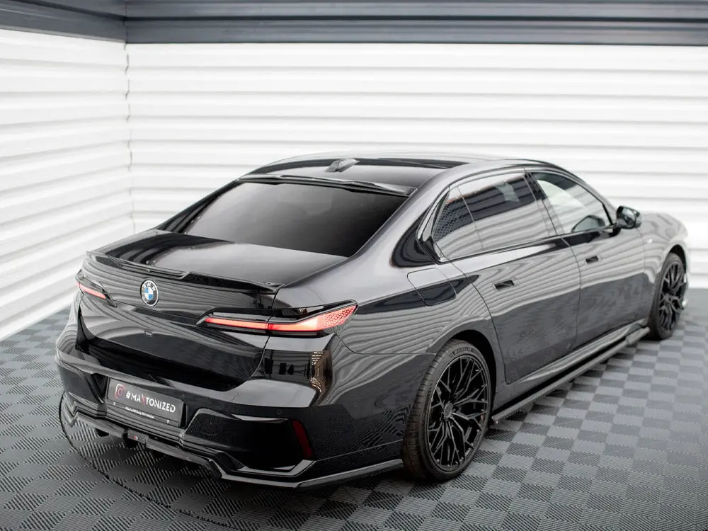 Maxton Design Rear Window Extension Bmw 7 M-Pack / M760e G70 2