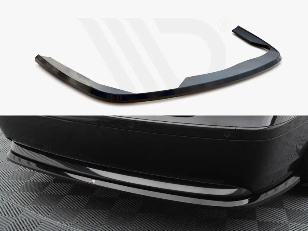 Maxton Design Central Rear Splitter Bmw 7 E65 1