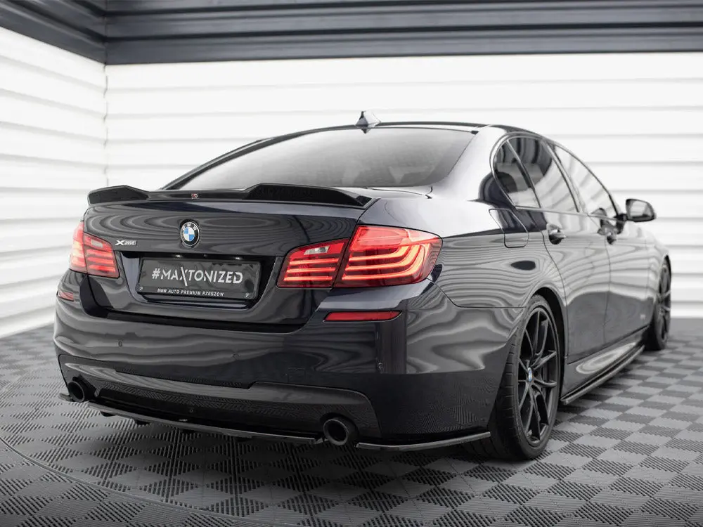 Central Rear Splitter (Vertical Bars) Bmw 5 F11 M-Pack 2