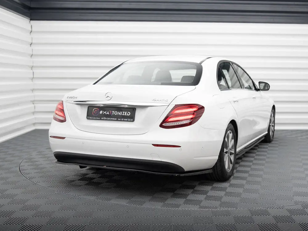 Maxton Design Central Rear Splitter (Vertical Bars) Mercedes-Benz E W213 2