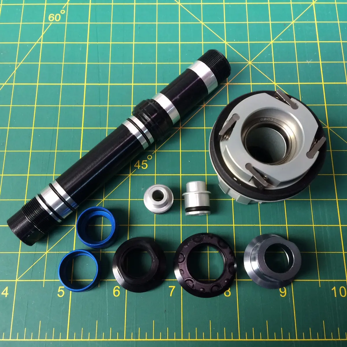 Mavic Its-4 2012 Freehub+Axle 135/142Mm Upgrade Kit- 30871501 1