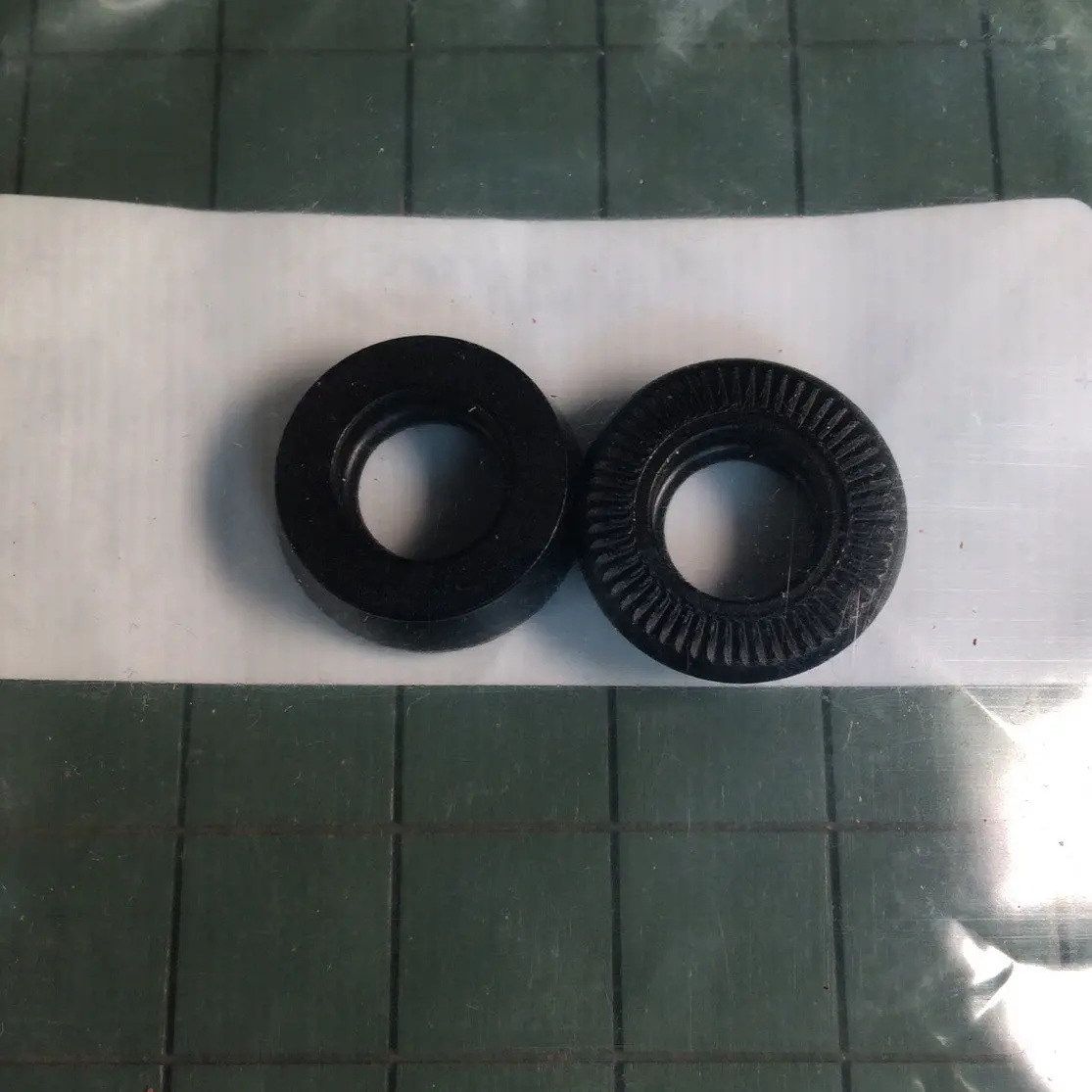 Mavic Road Axle End Supports - 35117301 2