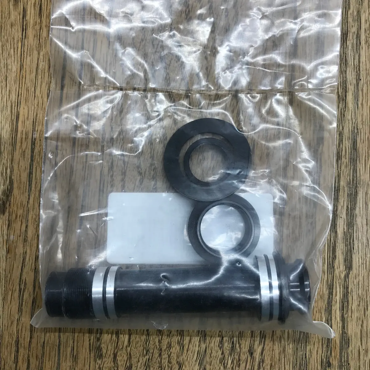 Mavic Front Axle For Centerlock (2012+) - 99688301 2