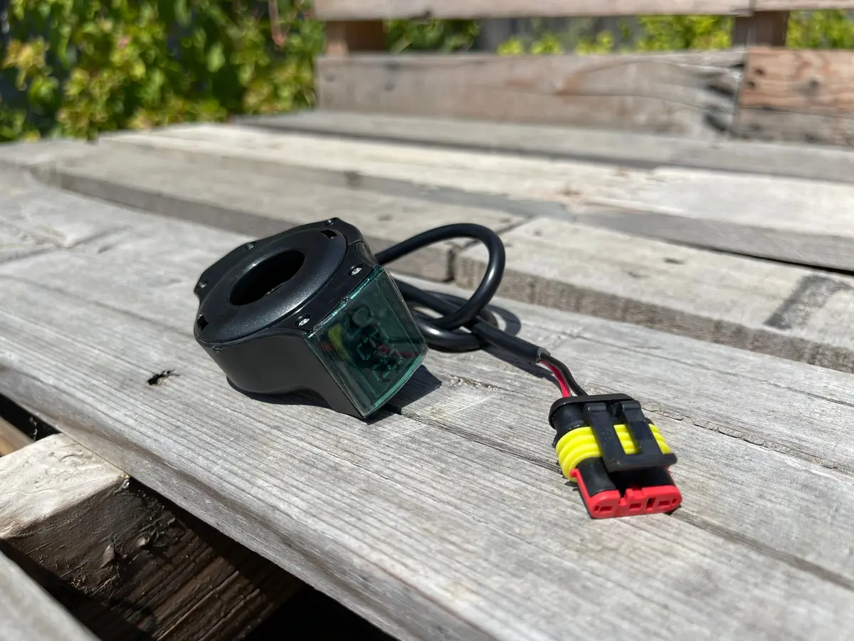 Volt Meter (Handlebar Mounted) 1