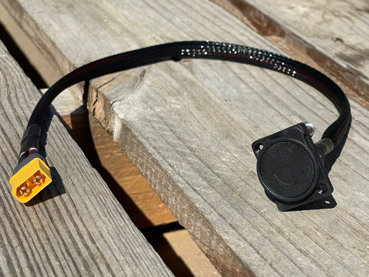 Razor Charge Port Adapter Kit 1