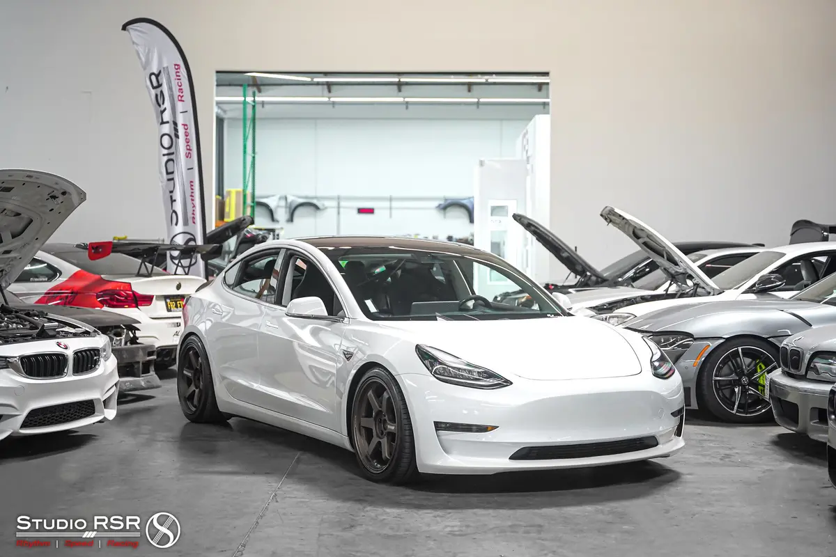 Studiorsr Tesla Model 3 Roll Cage / Roll Bar 7