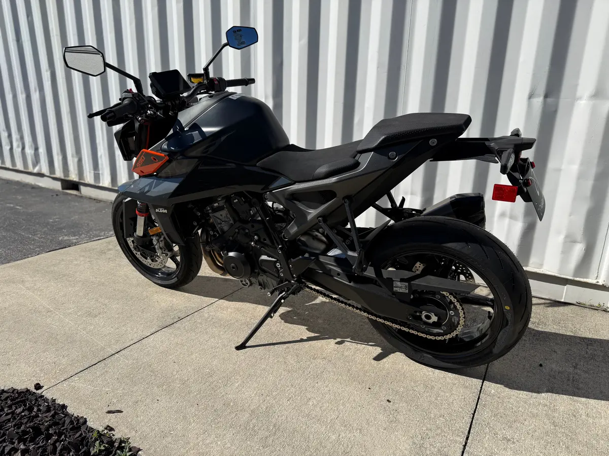2024 Ktm 990 Duke 2