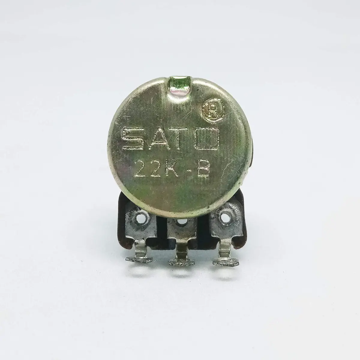 22K Potentiometer With Knob (Large) 1