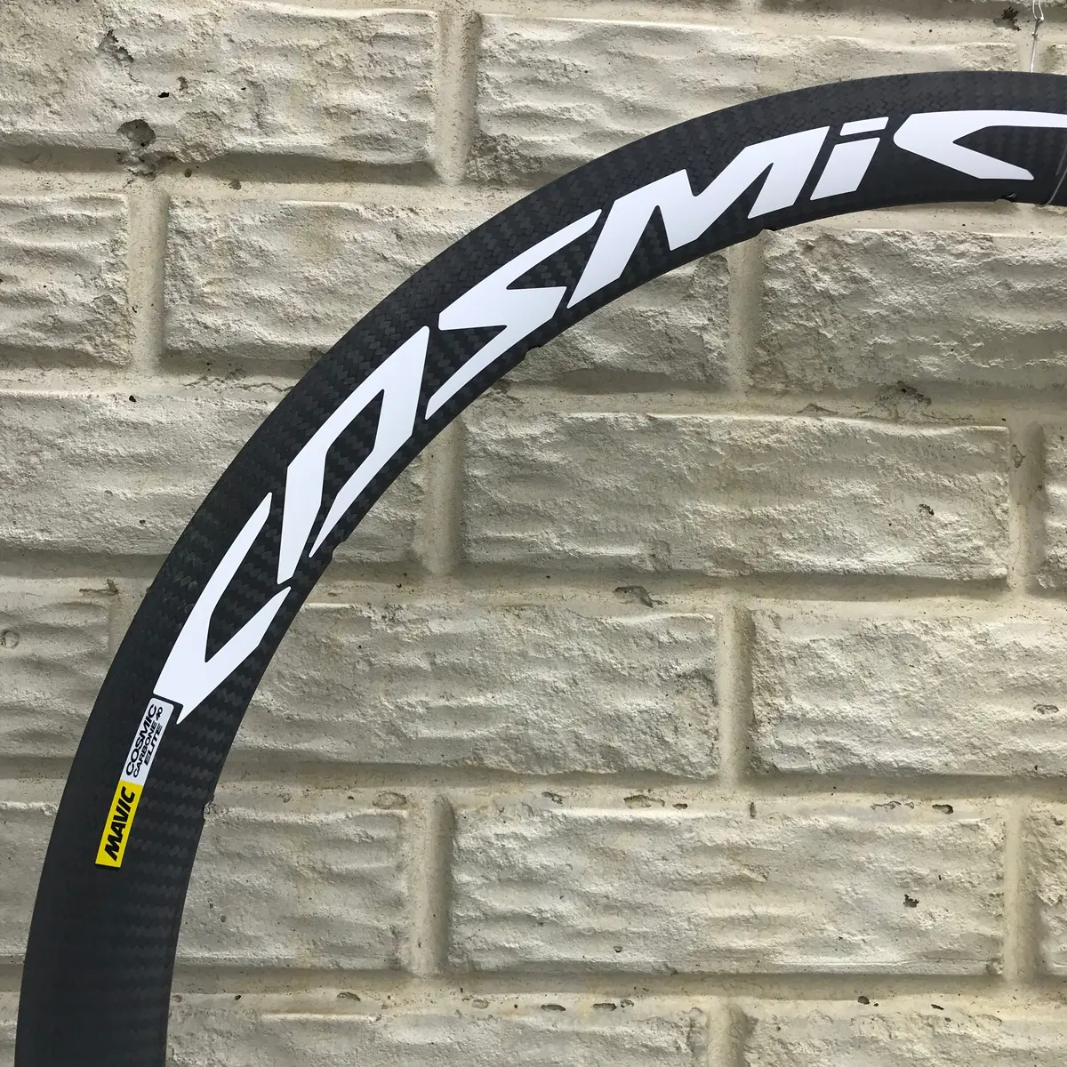Mavic Cosmic Carbone 40 Elite Rear Rim (2015+) - V2400913 2