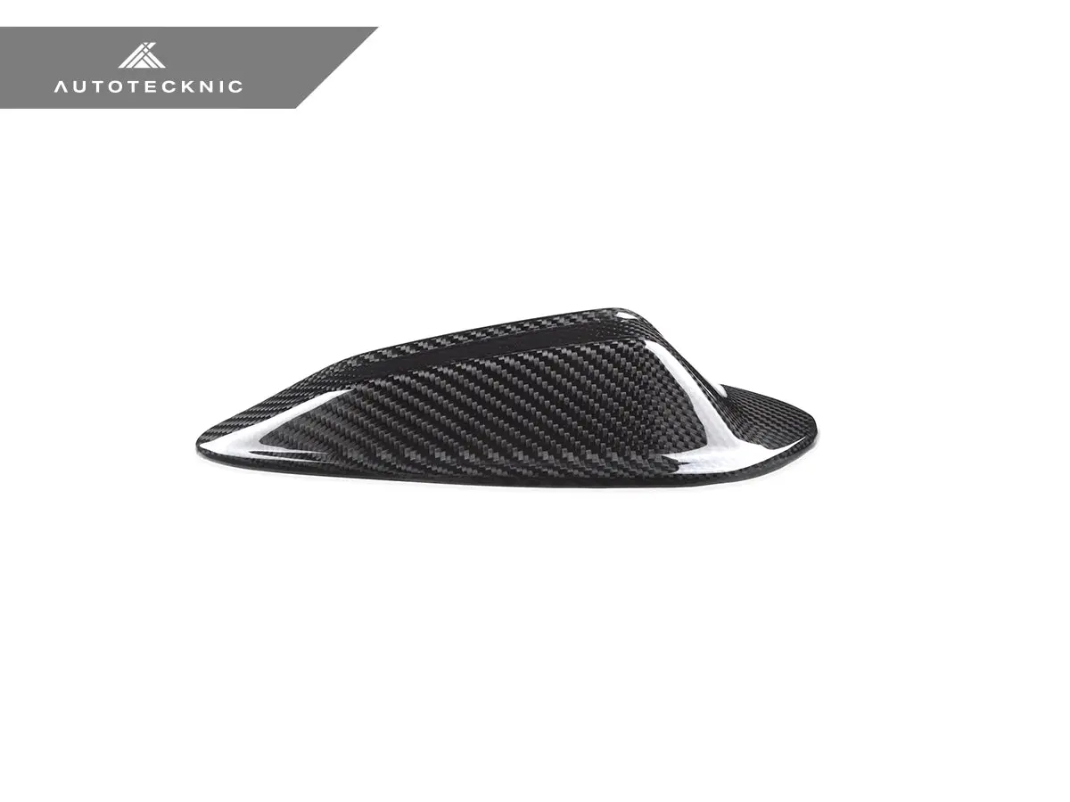 Autotecknic Dry Carbon Roof Antenna Cover - G42 2-Series 2023-Up 1