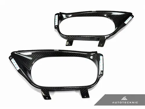 Autotecknic Dry Carbon Exhaust Shield - Nissan R35 Gtr 2