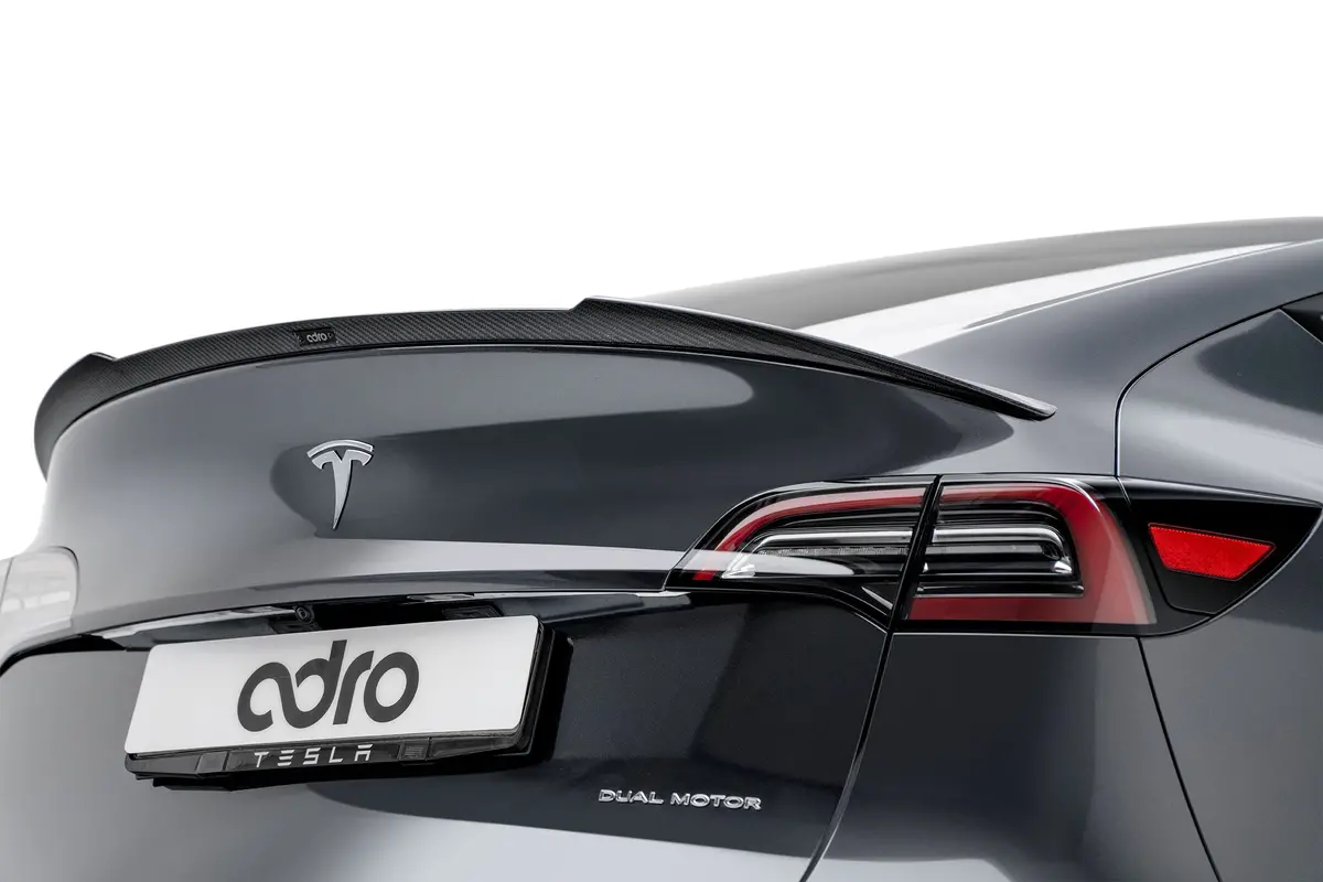 Tesla Model Y Premium Prepreg Carbon Fiber Spoiler 1