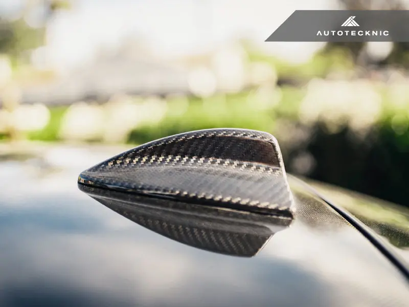 Autotecknic Dry Carbon Roof Antenna Cover - E82 1-Series | E90 3-Series Sedan | E92 3-Series Coupe Including M3 1