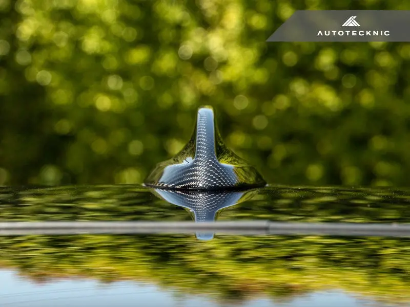 Autotecknic Dry Carbon Roof Antenna Cover - F90 M5 | G30 5-Series 3