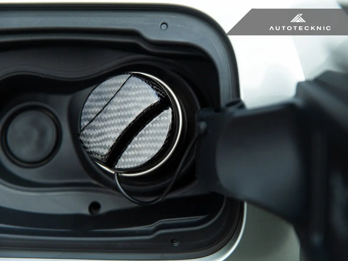 Autotecknic Dry Carbon Competition Fuel Cap Cover - F06/ F12/ F13 M6 5