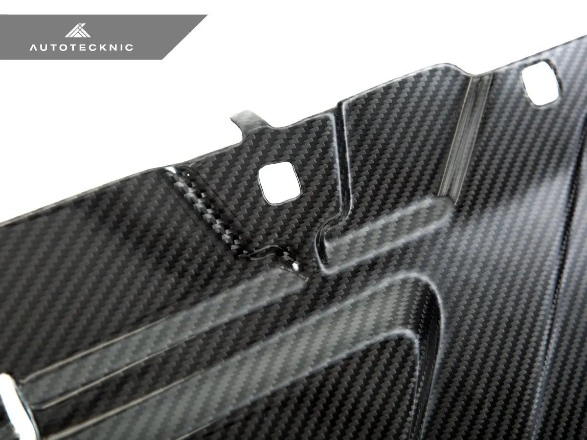 Autotecknic Dry Carbon Fiber Cooling Shroud - G42 2-Series 2