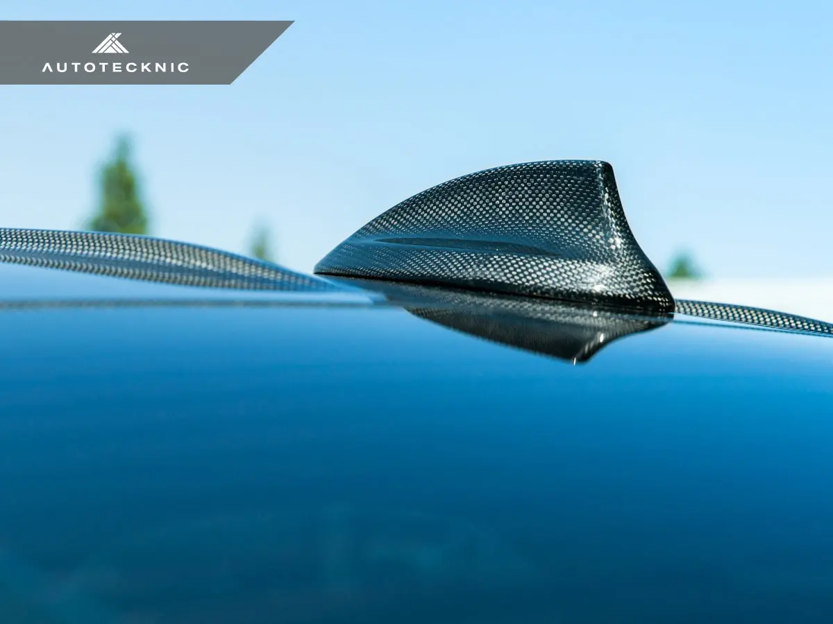 Autotecknic Dry Carbon Roof Antenna Cover - G80 M3 2