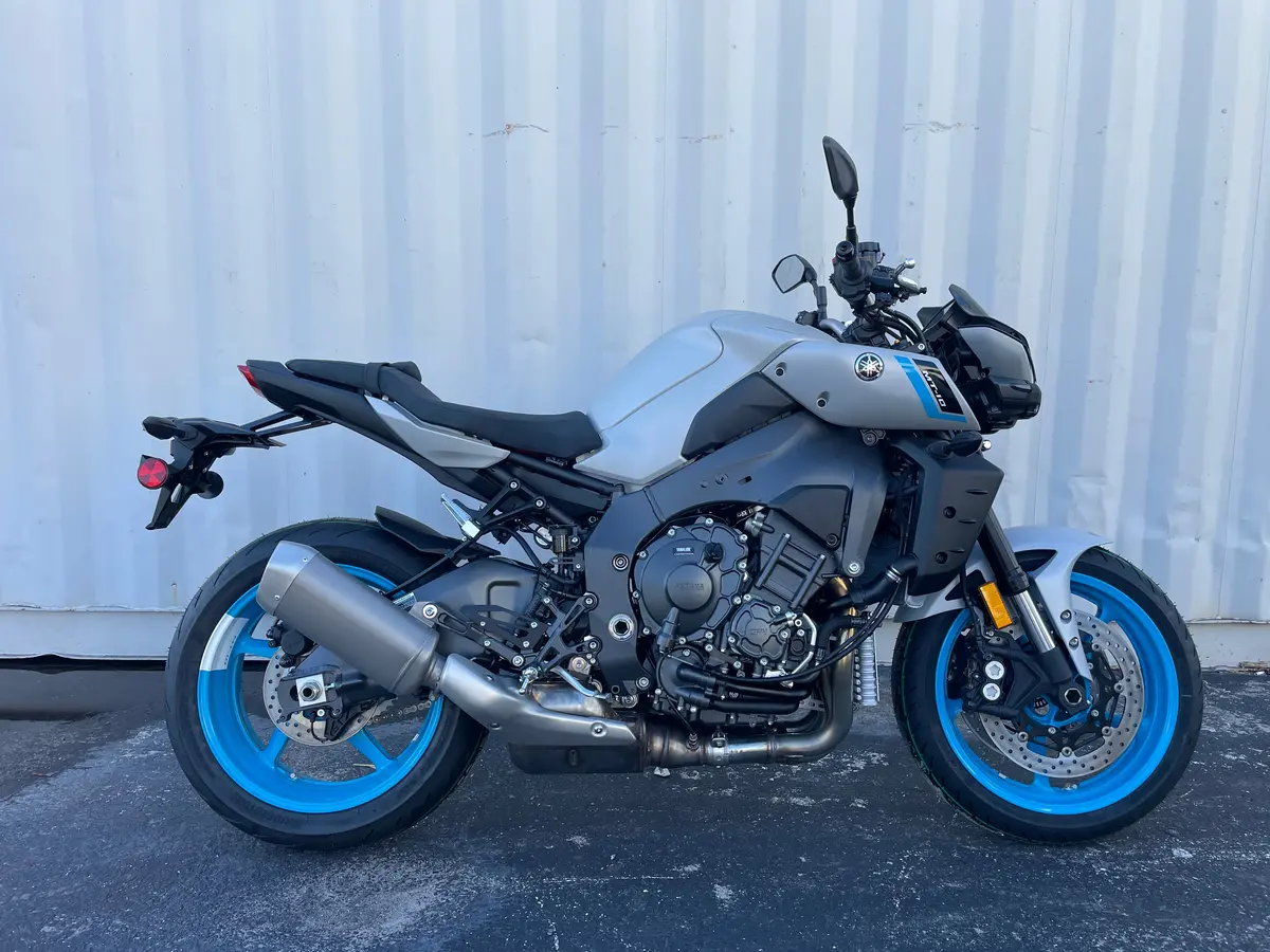 2025 Yamaha Mt-10 1