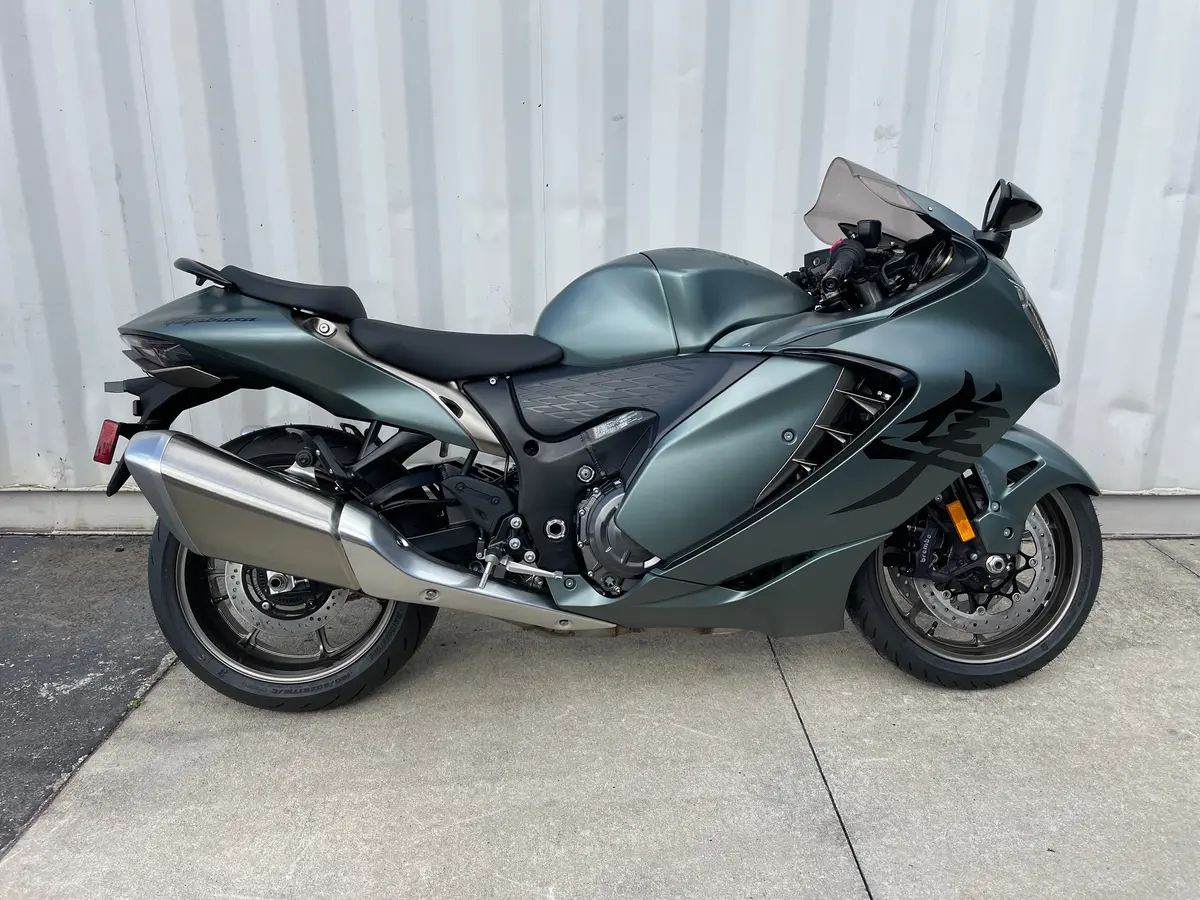 2025 Suzuki Hayabusa 1