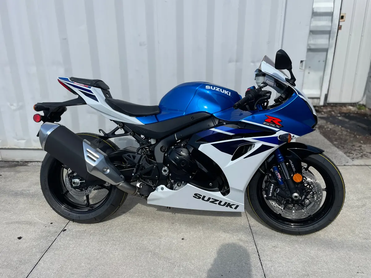 2025 Suzuki Gsx-R 1000 1
