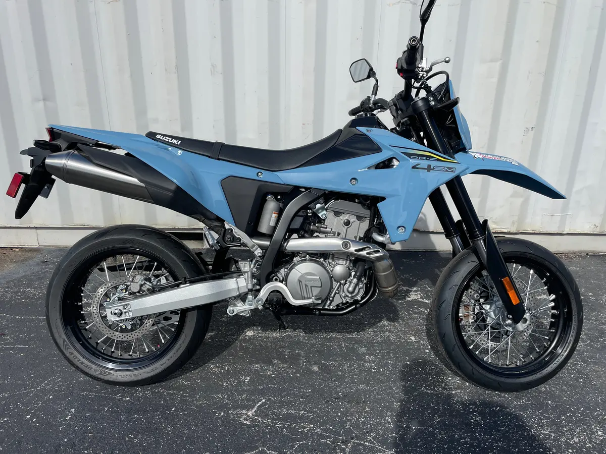 2025 Suzuki Dr-Z 4Sm 1