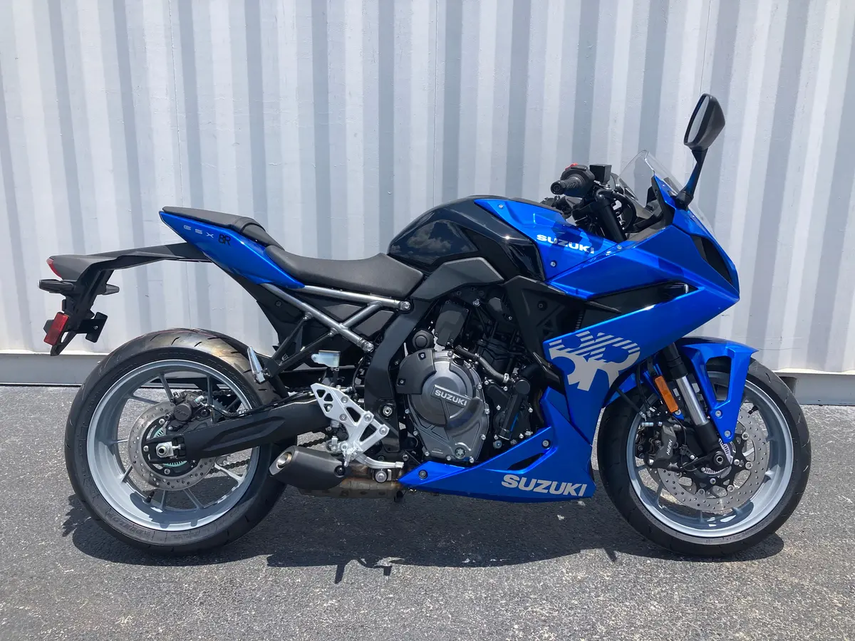 2025 Suzuki Gsx-8R 1