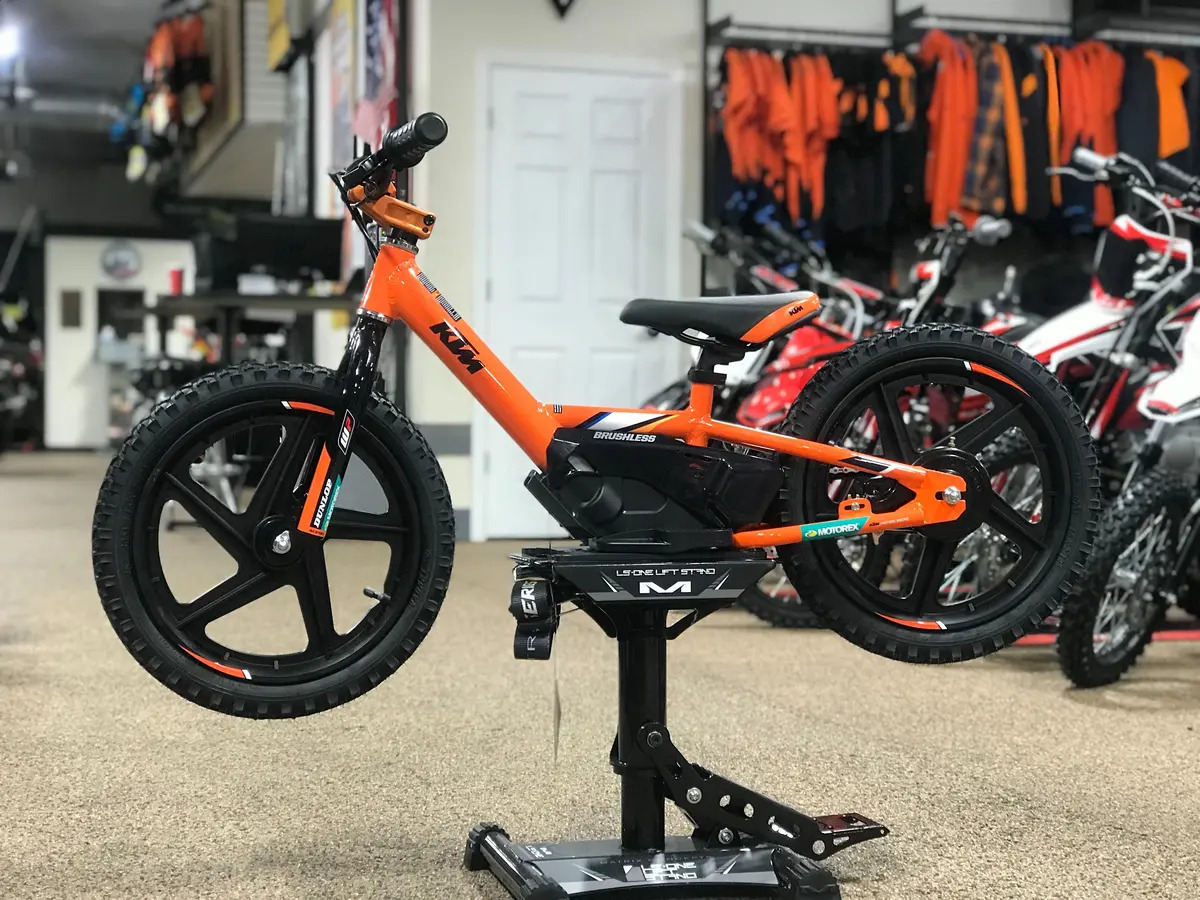 Stacyc 16Edrive Ktm Factory Replica 1