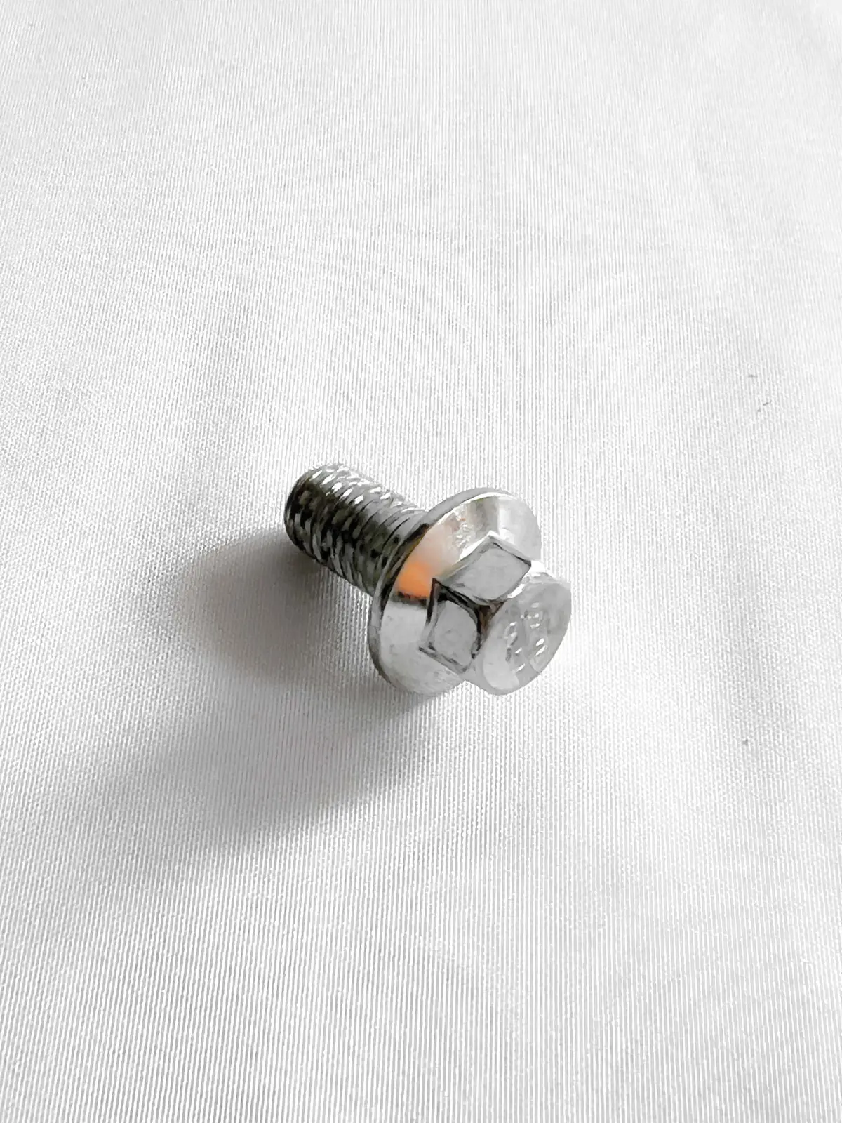 M6x16 Flanged Hex Bolt 1