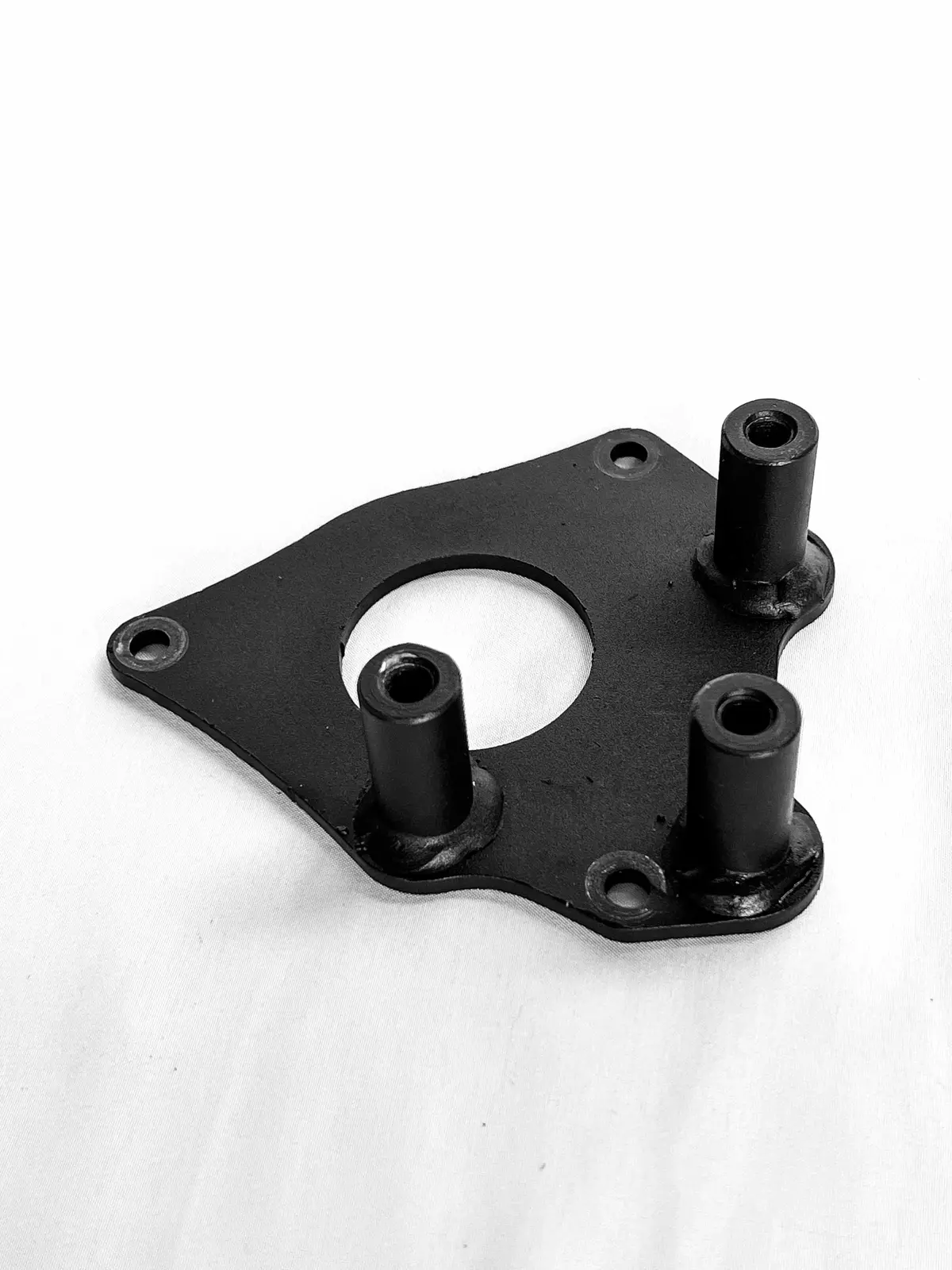 Motor Bracket, Front - Rizzler 2026 1