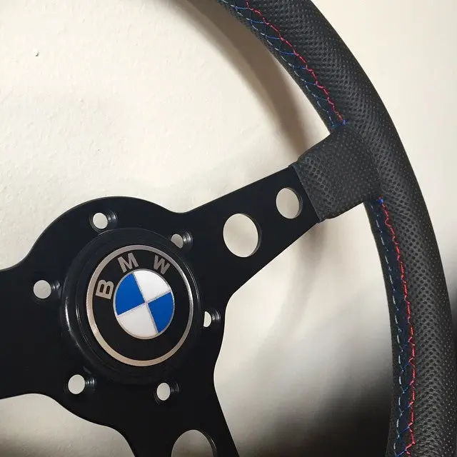 Bmw / Vw / Porsche Logo Cap Horn Button 1
