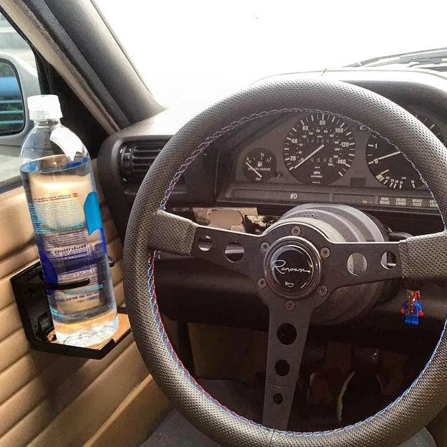 E30head Door Cupholder 1