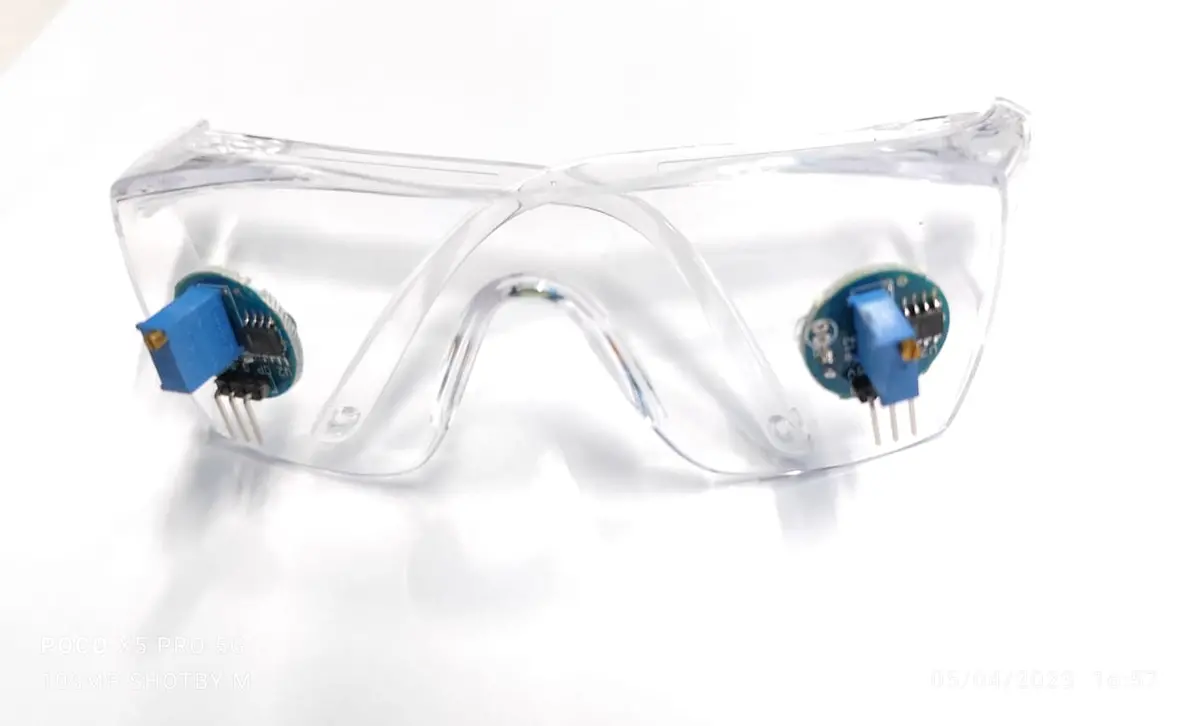 Eyeball Motion Sensor 1
