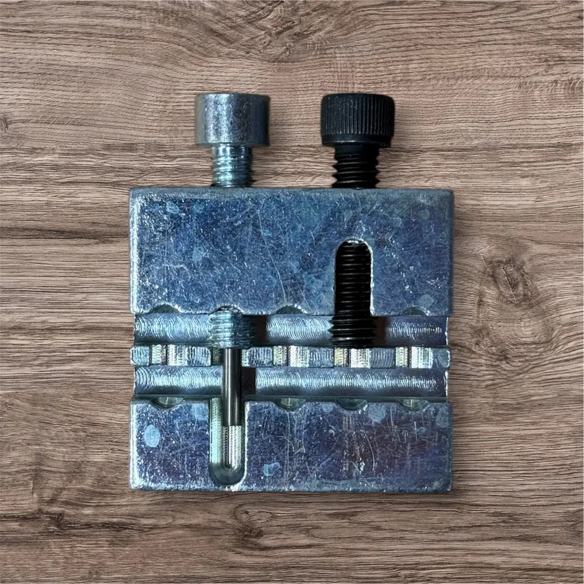 #35 Chain Breaker Tool 1