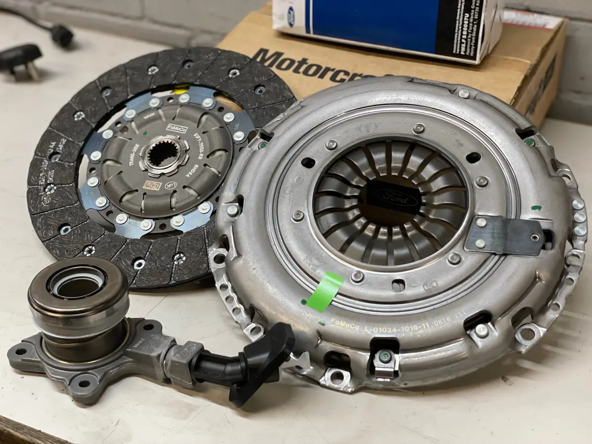 Genuine Ford Focus Mk3 Rs 3 Piece Clutch Kit 1