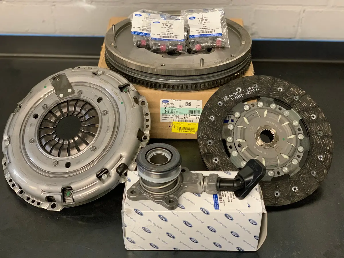 Focus Rs Mk3 Clutch And Flywheel Kit - Upgrade For Mk3 Focus St St250 1