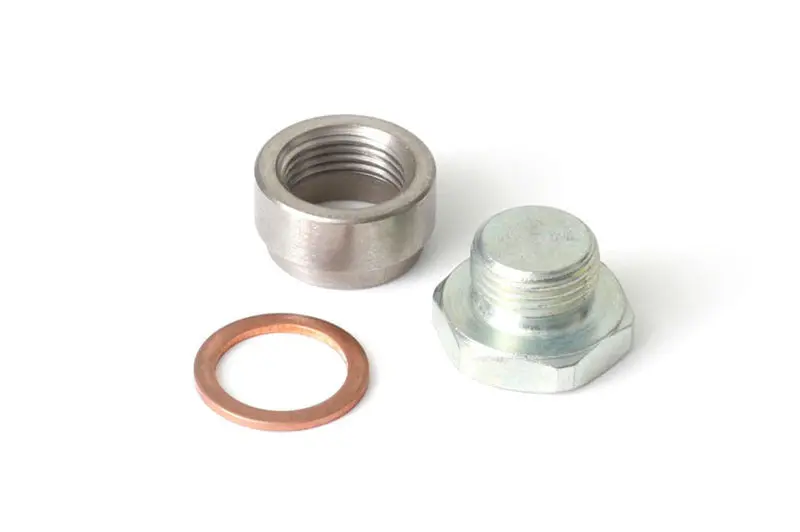 Haltech O2 Sensor Weld-On Bung Kit – M18X1.5 Thread, Includes Copper Washer & Blanking Plug 1