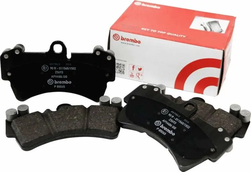 Brembo Low-Metallic Rear Brake Pads For Audi Q7 (2007–2015), Porsche Cayenne (2003–2006), And Vw Touareg (2004–2010) 1